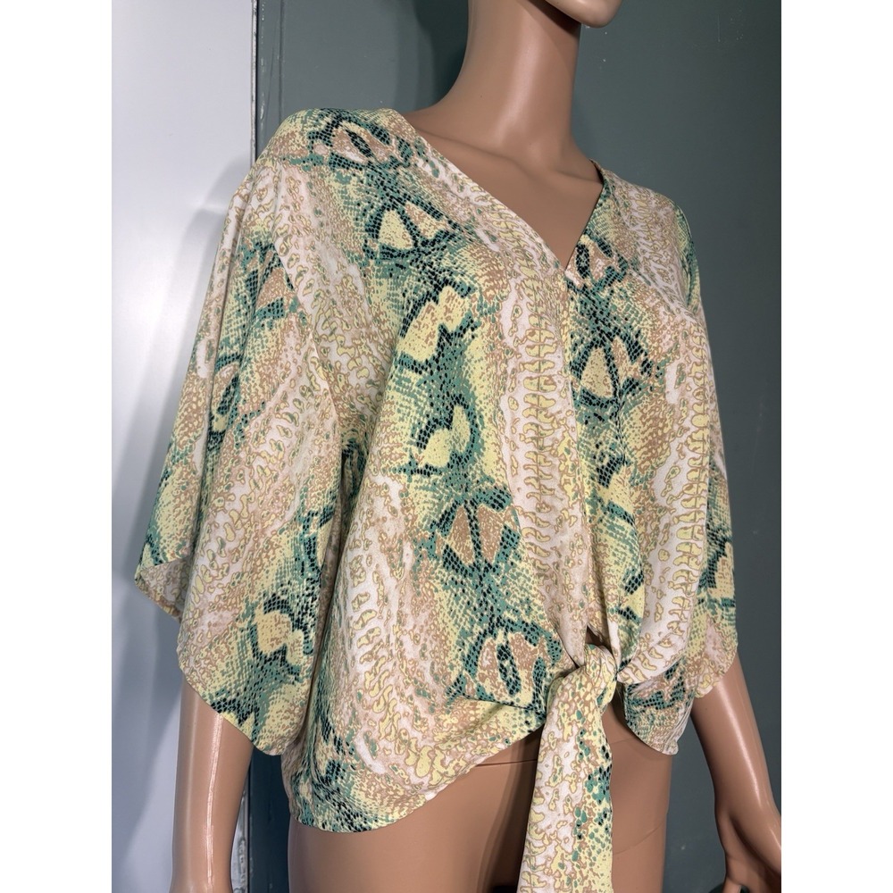Adrienne Snake Print Tie-Front Blouse Green/Beige/Ivory V-Neck 3/4 Sleeve S